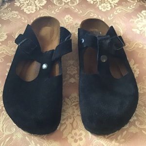 Black Suede Birkenstock shoes Size 39
